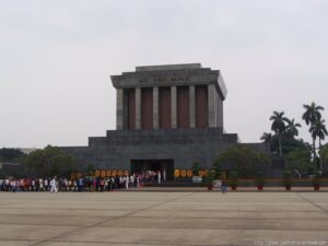 Hanoi Ho Chi Minh Mausoleum (10)